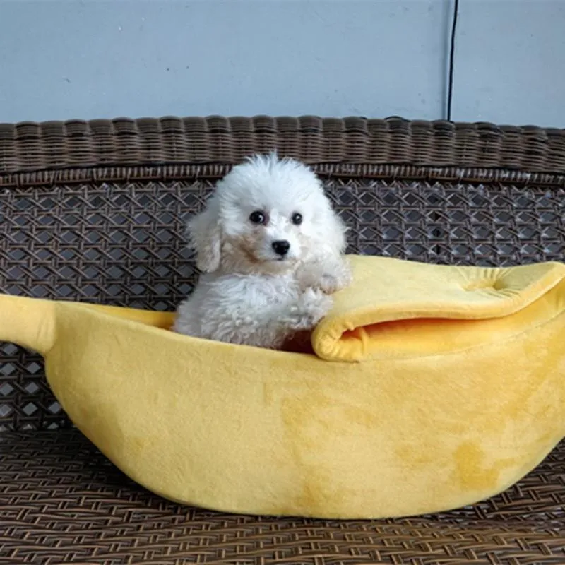 Banana Shaped Dog/Cat Bed