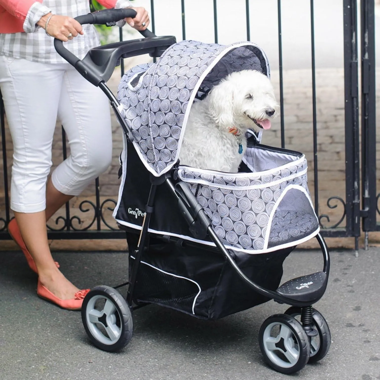 Gen7Pets Promenade Pet Stroller, Black Onyx