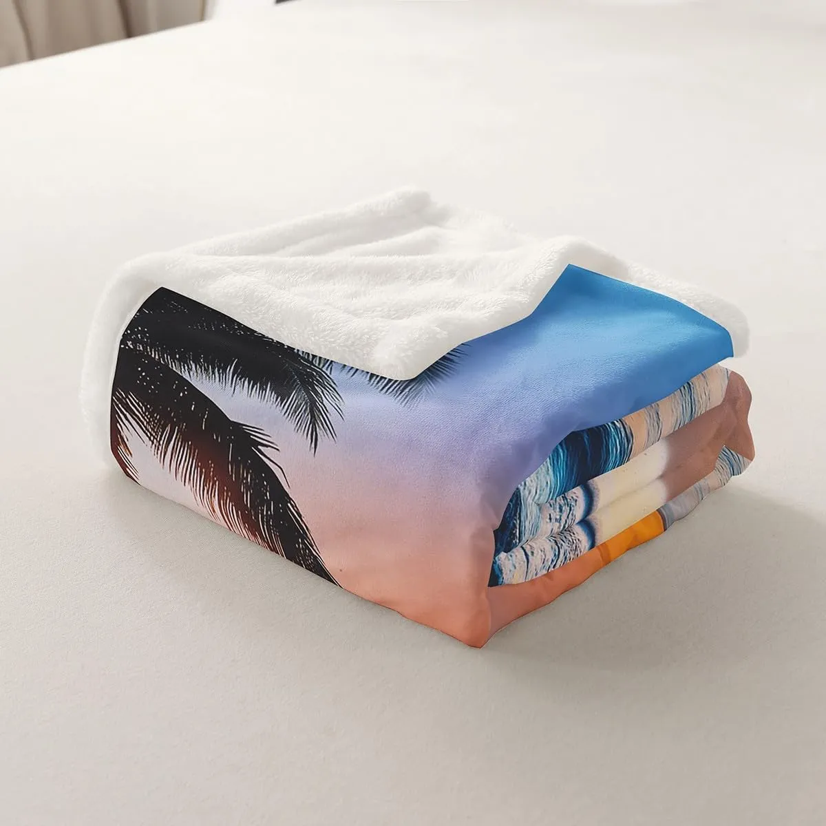 Ocean Wave Fleece Throw Blanket for Bed Sofa Couch Summer Sea Beach Sherpa Blanket Hawaiian Tropical Palm Tree Printed Soft Women Men Plush Fuzzy Air Conditioner50 x60