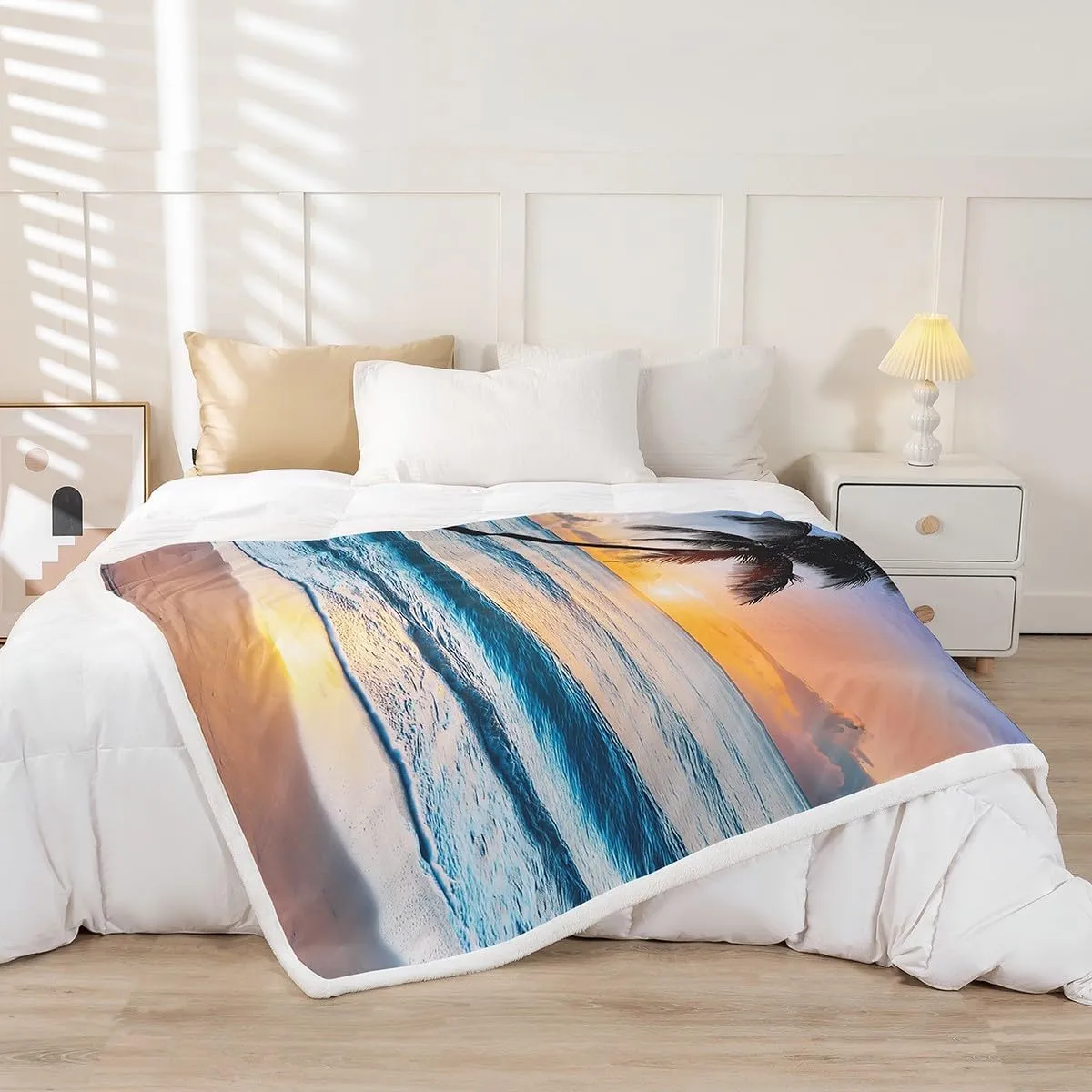 Ocean Wave Fleece Throw Blanket for Bed Sofa Couch Summer Sea Beach Sherpa Blanket Hawaiian Tropical Palm Tree Printed Soft Women Men Plush Fuzzy Air Conditioner50 x60