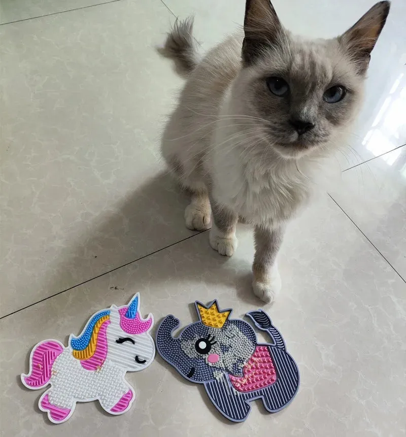 Silicone Slow Feeder for Pets - Anti-Choke Licking Pad for Cats and Dogs